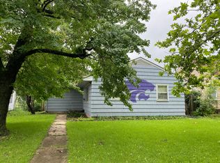 921 Bertrand St, Manhattan, KS 66502