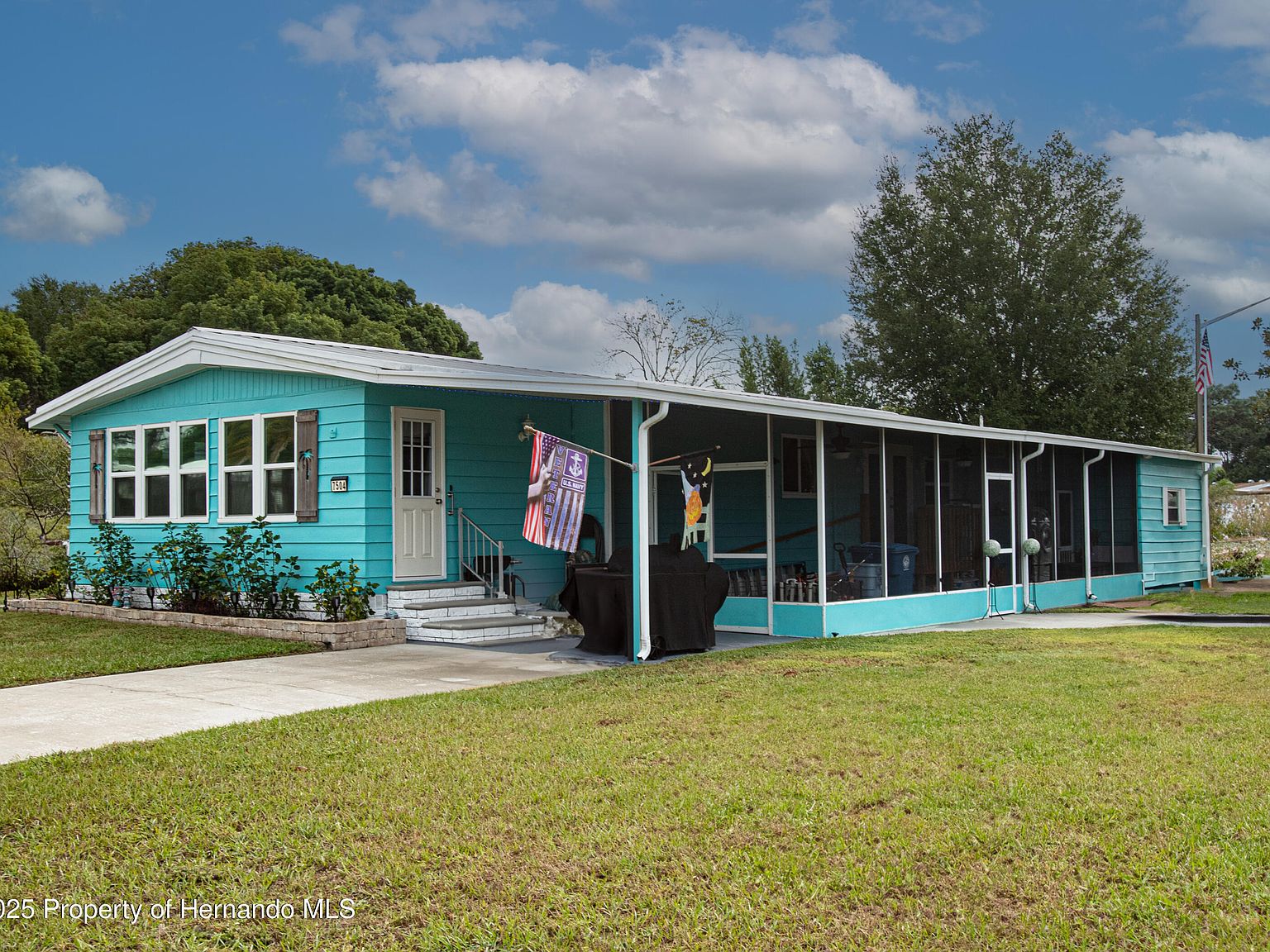 7504 Country Club Dr