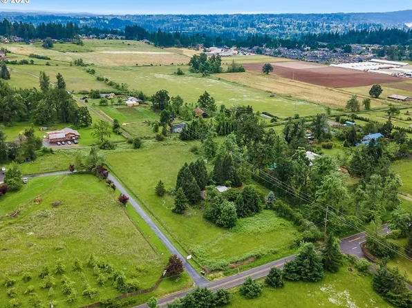 14988 S Forsythe Rd, Oregon City, OR 97045