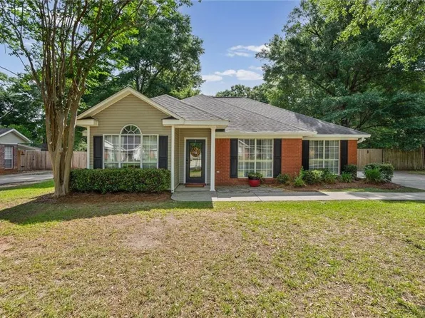 5201 Southern Oaks Trl, Grand Bay, AL 36541