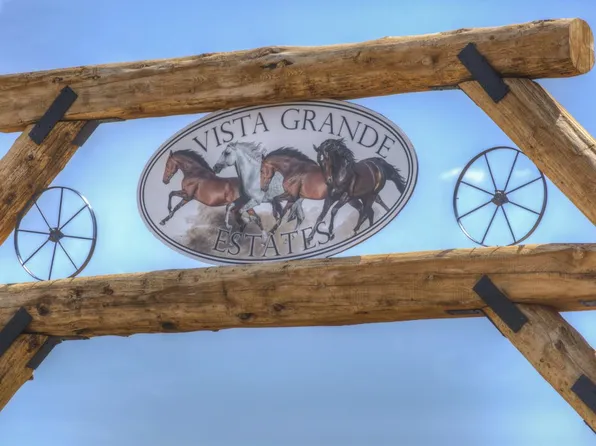 3 Vista Grande Way, Laramie, WY 82070