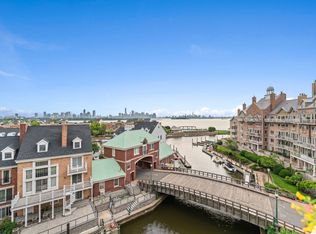 200 Shearwater Ct W APT 52, Jersey City, NJ 07305