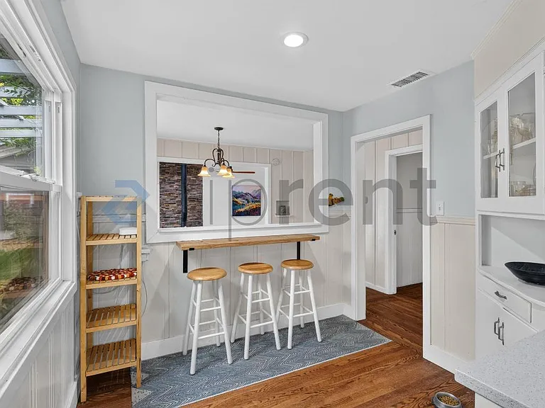 2039 Montecito Ave — Photo 16
