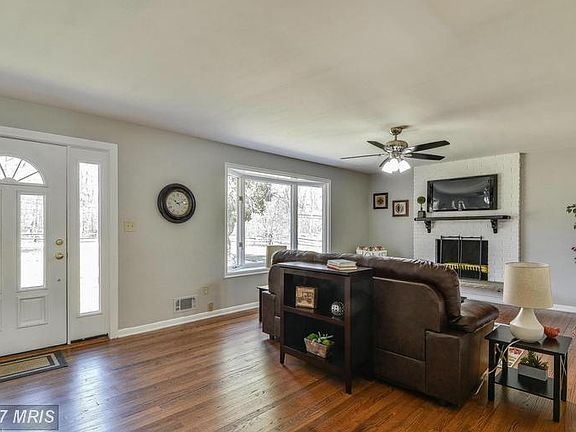2nd image of 12001 Triadelphia Rd