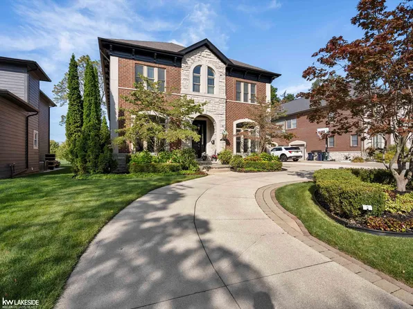 1923 N Vermont Ave, Royal Oak, MI 48073