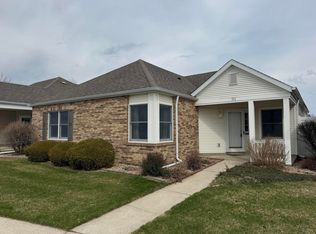 711 Meadowbrook Dr, Lowell, IN 46356