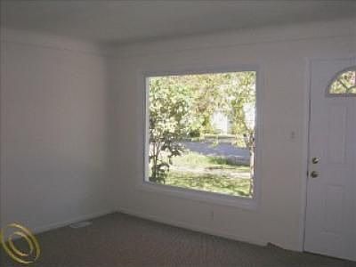 4th image of 15573 Leona Dr