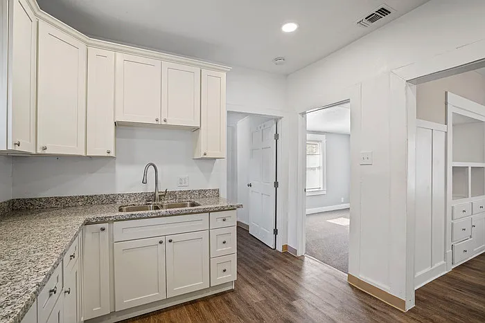 3900 3rd Ave — Photo 11