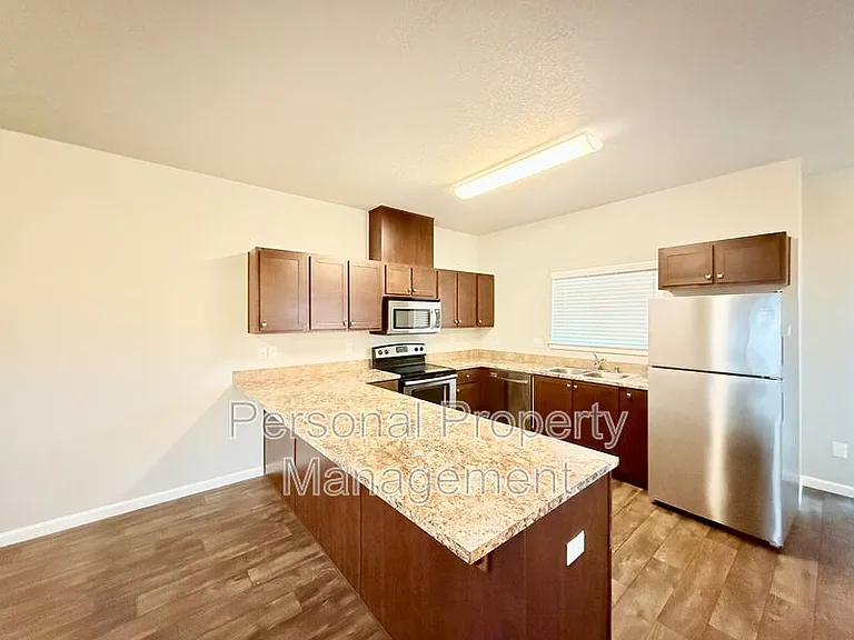 12600 NE 49th St #E — Photo 9
