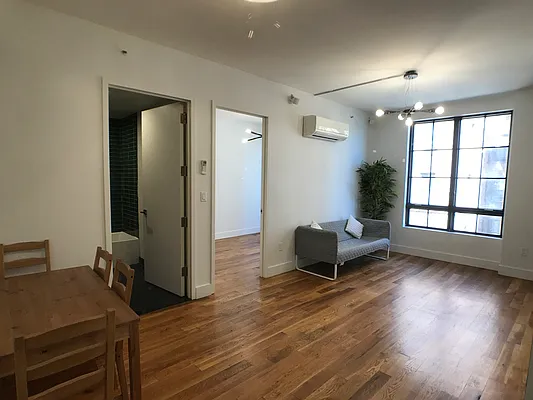 Rented by City Vista Inc | media 39