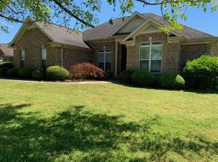 106 Taylor Bend Dr, Huntsville, AL 35811
