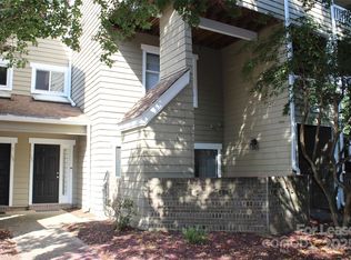 427 W 8th St APT 104, Charlotte, NC 28202