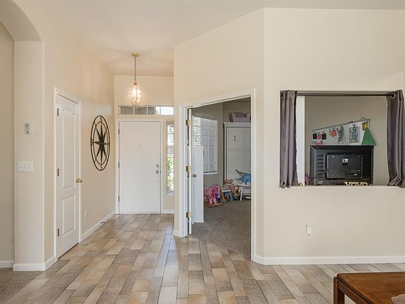 3rd image of 2655 E Tarragon Way