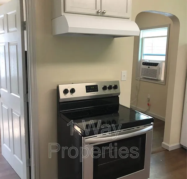 804 Garden Rd #1/2 — Photo 7