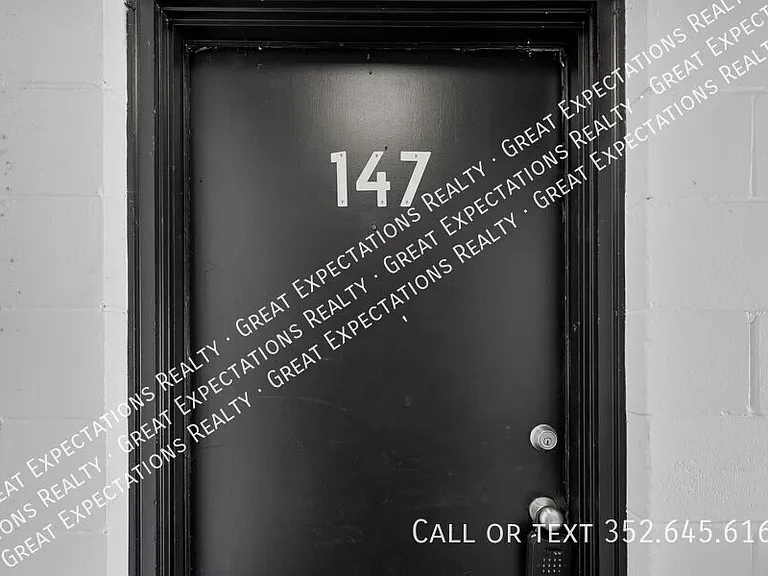 131 SE 13th Ave — Photo 4