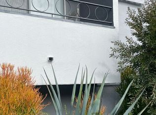 1400 N Fairfax Ave, Los Angeles, CA 90046