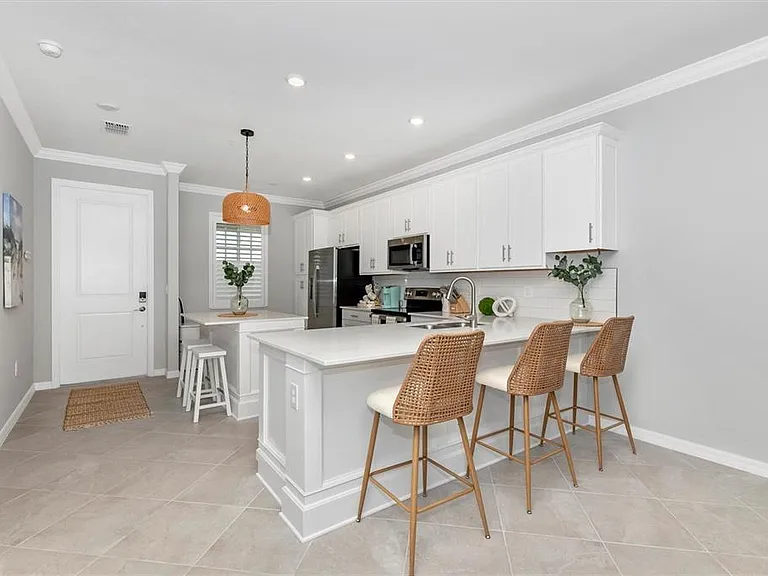 12280 Wellen Golf St #403 — Photo 4