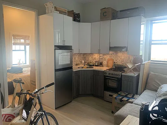 Rented by Nooklyn NYC LLC | media 13