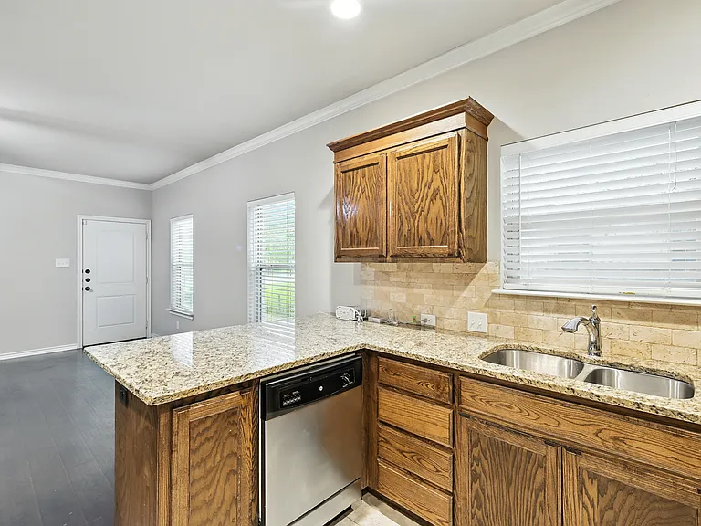 3408 S University Dr — Photo 11