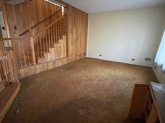 5th image of 411 Suwanee St