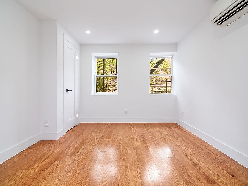 2nd image of 457 Park Pl #1F