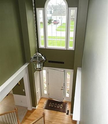 3rd image of 544 Parkside Dr