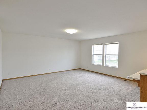 3rd image of 7522 N 285th Avenue Cir