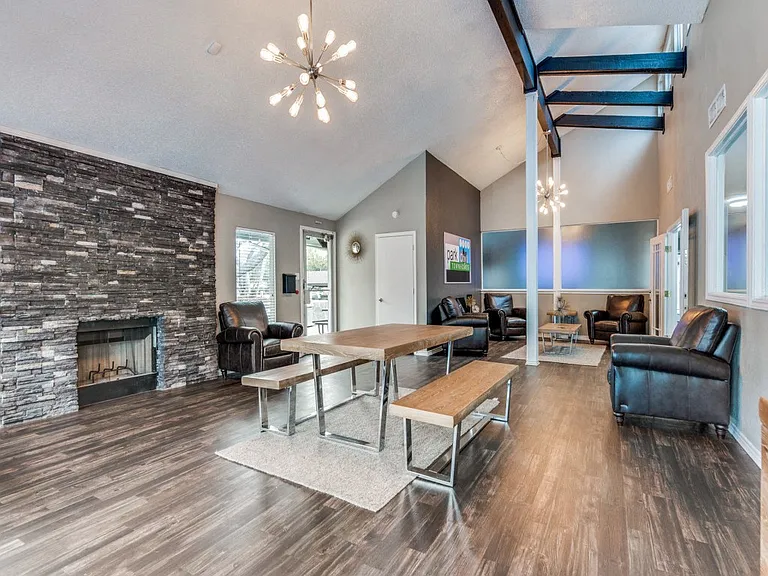 Park City Townhomes — Photo 11