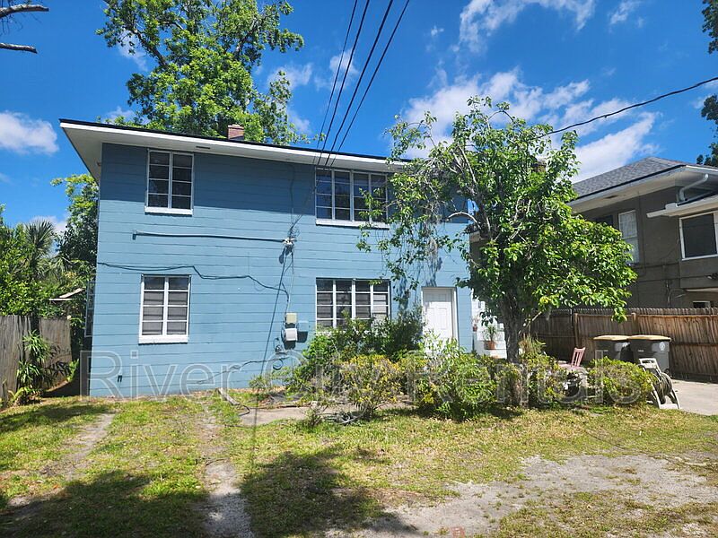 1st image of 2729 Oak St #2731