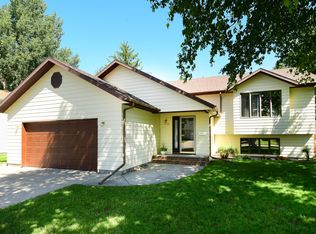 3334 Desert Star Ln, Grand Forks, ND 58201