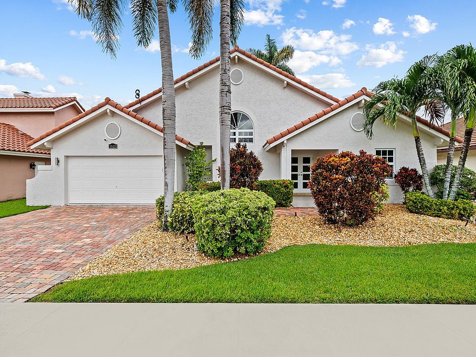 1st image of 1521 W Oak Knoll Circle