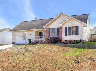 9735 Gooden Dr, Fayetteville, NC 28314