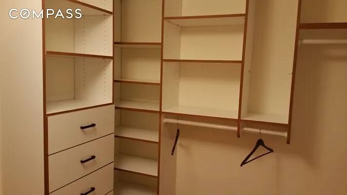 Rented by Compass | media 29