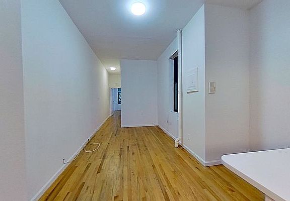 5th image of 523 E 83rd St APT 2W