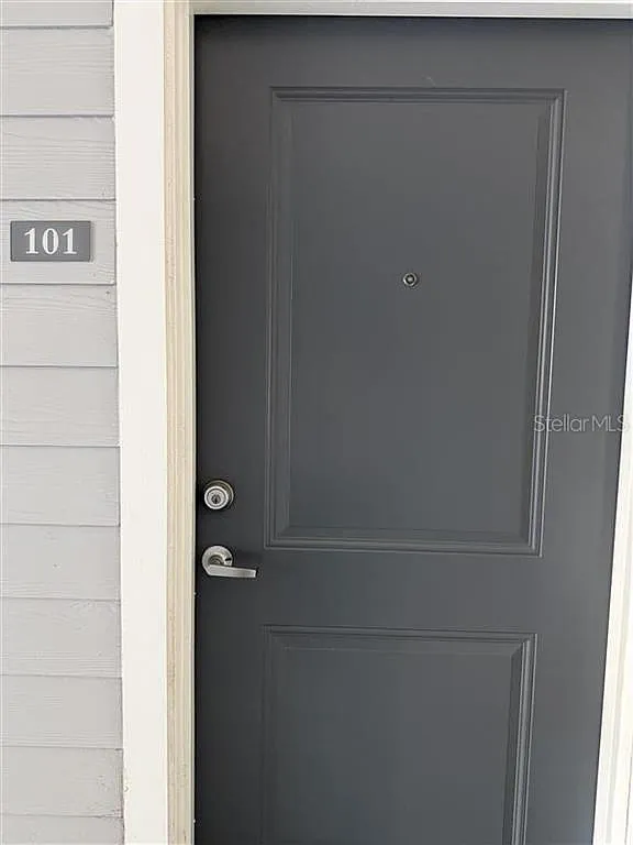 Building Photo - 570 Academy Dr #101