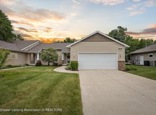 8706 Huntington Dr #31, Lansing, MI 48917