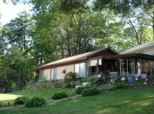 29 Lakeside Dr, Hunlock Creek, PA 18621