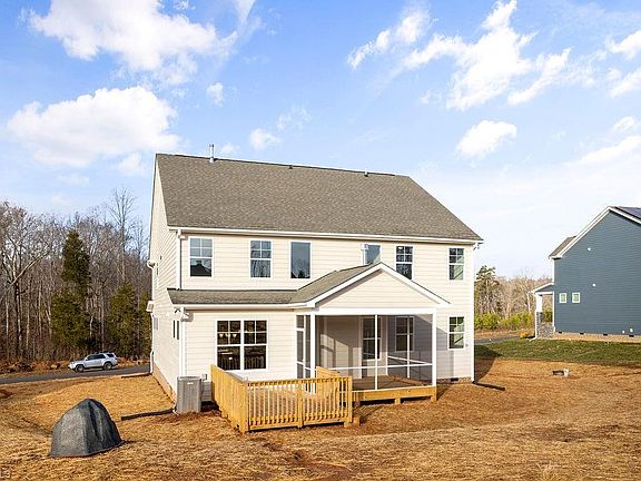 5th image of 7814 Michaelis St