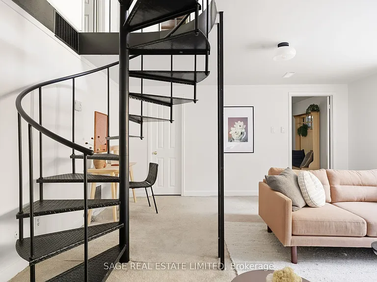 130 Neville Park Blvd — Photo 18