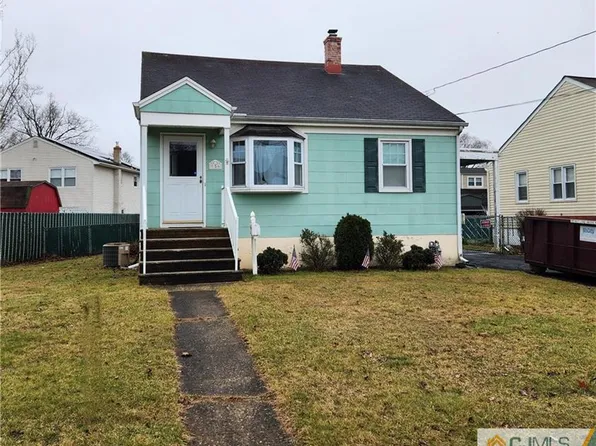 556 Lorraine Ave, Middlesex, NJ 08846