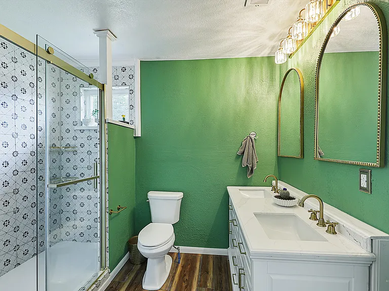 1200 W Walker St — Photo 35