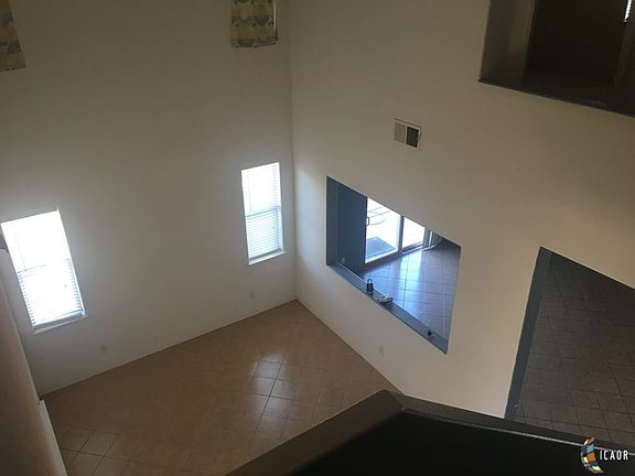 3rd image of 2444 Veracruz Ct