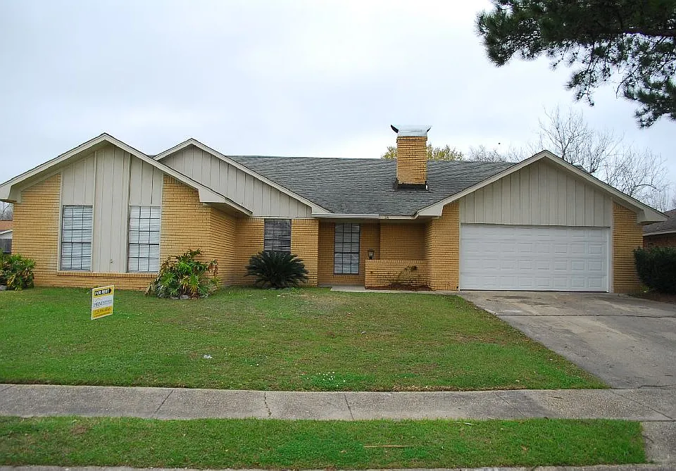 104 Big Sky Dr