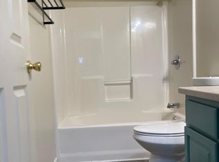 59 Glade St, West Haven, CT 06516