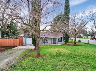 907 Peach St, Corning, CA 96021