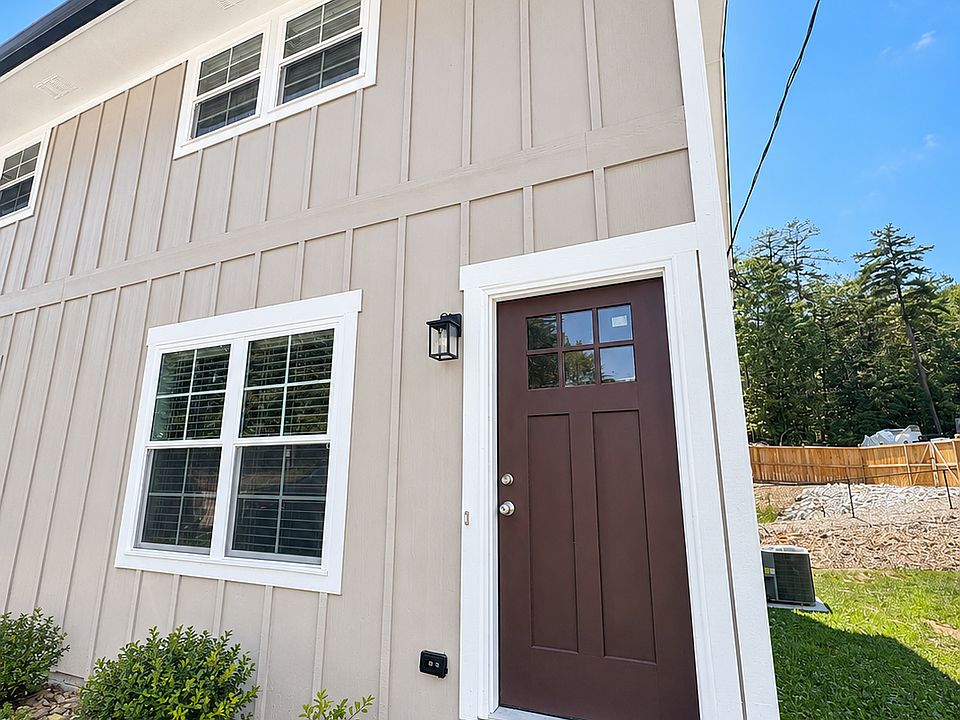 1st image of 104 Stephen Cir #104