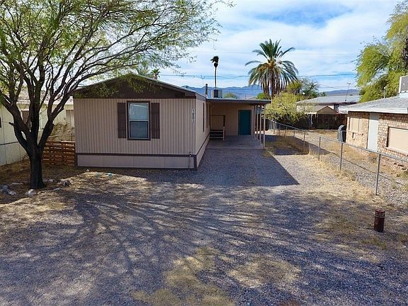 3rd image of 1803 Tejon Drive