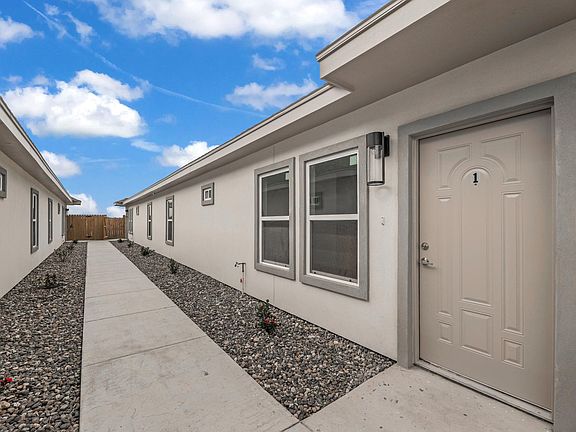 4th image of 913 W Kohala Ave #2-3