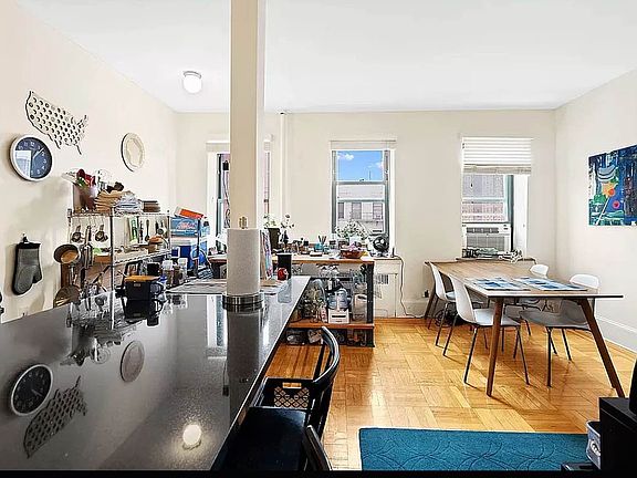 3rd image of 101 E 116th St APT 4H