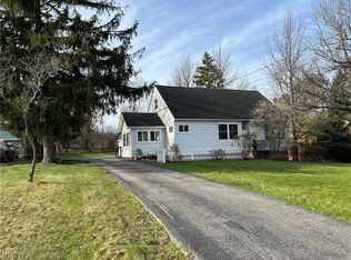 360 E Sprague Rd, Broadview Heights, OH 44147